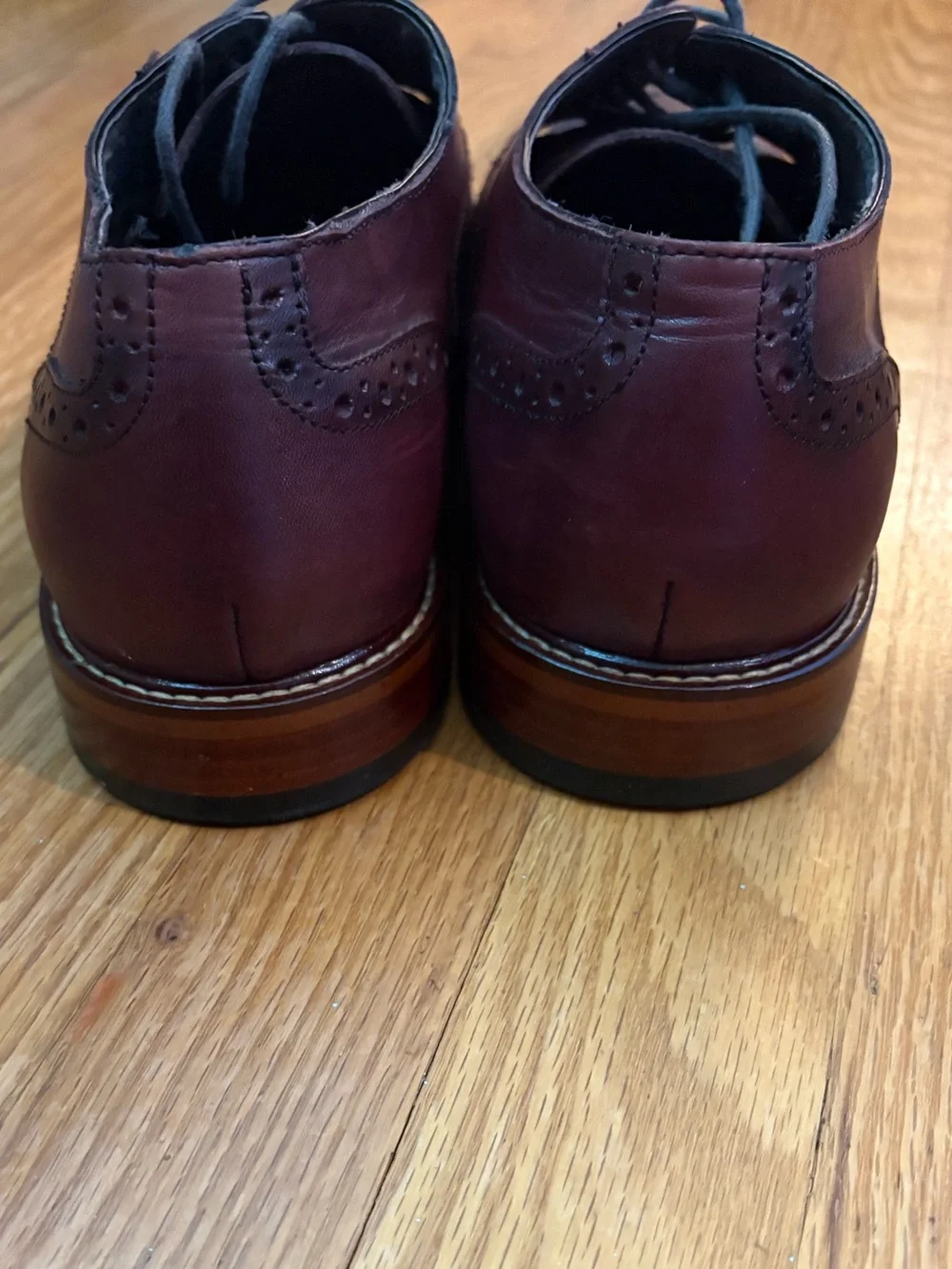 Joseph Abboud stylish wingtip